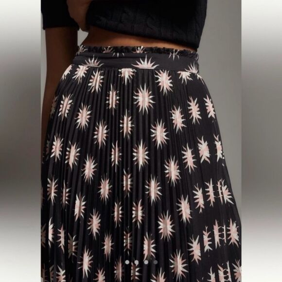 NWOT Anthropologie The Isobel Silky Pleated Maxi Skirt Black/Pink Size XS - Picture 9 of 10